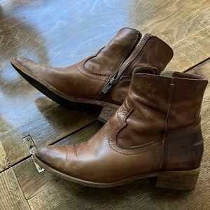 Frye western booties size 8.5